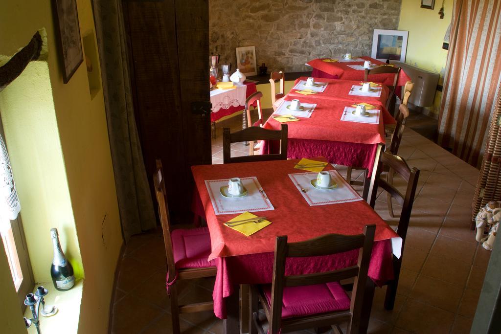 Arco Dei Nobili Bed & Breakfast Monforte dʼAlba Eksteriør bilde