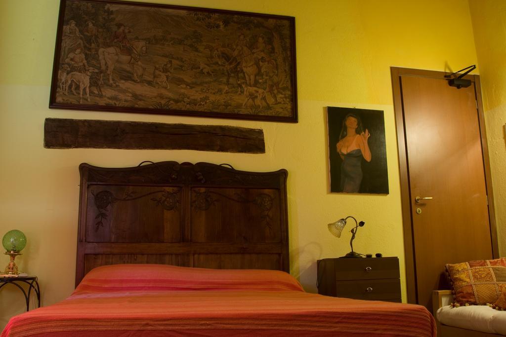 Arco Dei Nobili Bed & Breakfast Monforte dʼAlba Eksteriør bilde